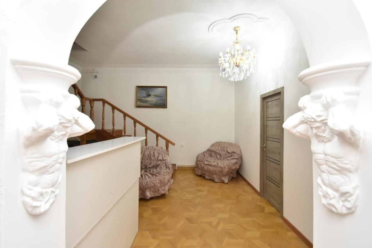Guesthouses Opera Erivan Dış mekan fotoğraf