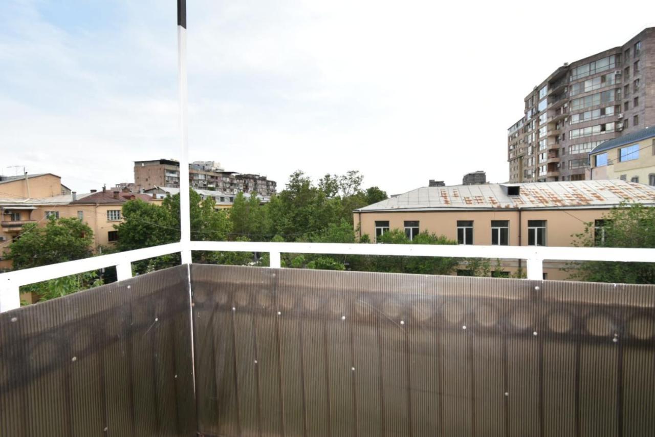 Guesthouses Opera Erivan Dış mekan fotoğraf
