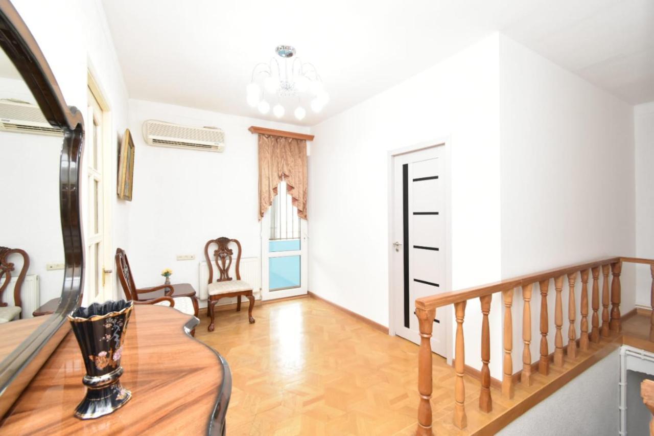 Guesthouses Opera Erivan Dış mekan fotoğraf