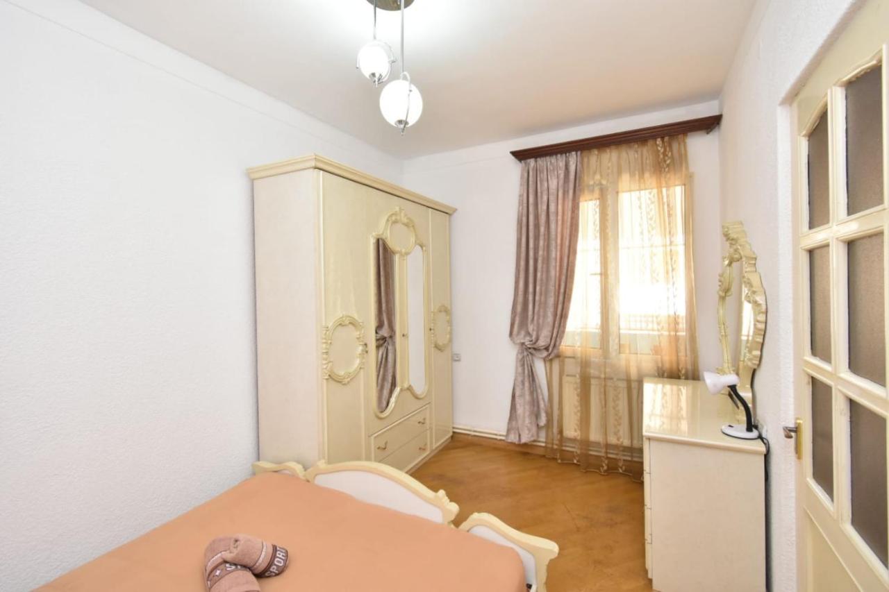 Guesthouses Opera Erivan Dış mekan fotoğraf