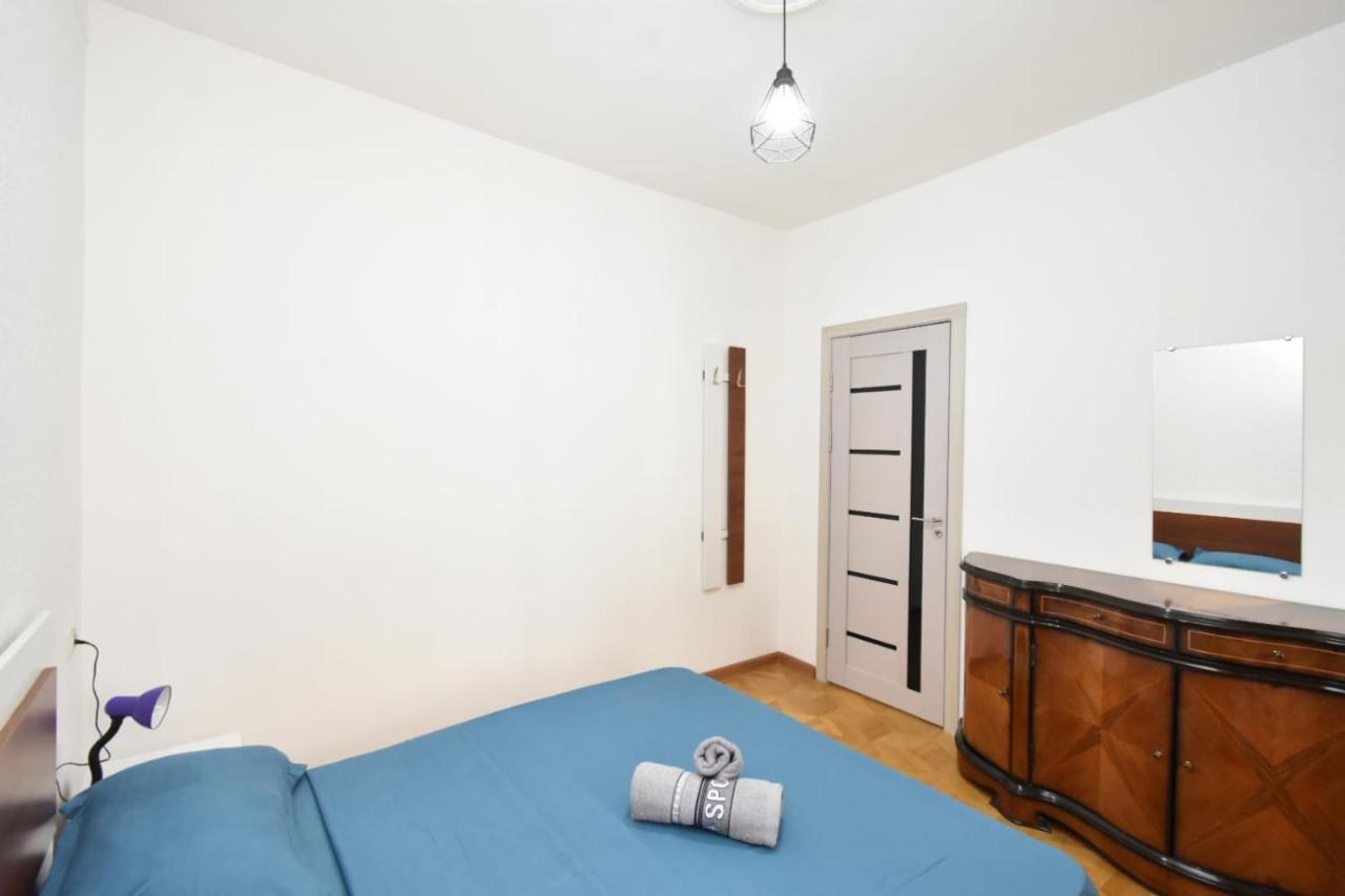 Guesthouses Opera Erivan Dış mekan fotoğraf