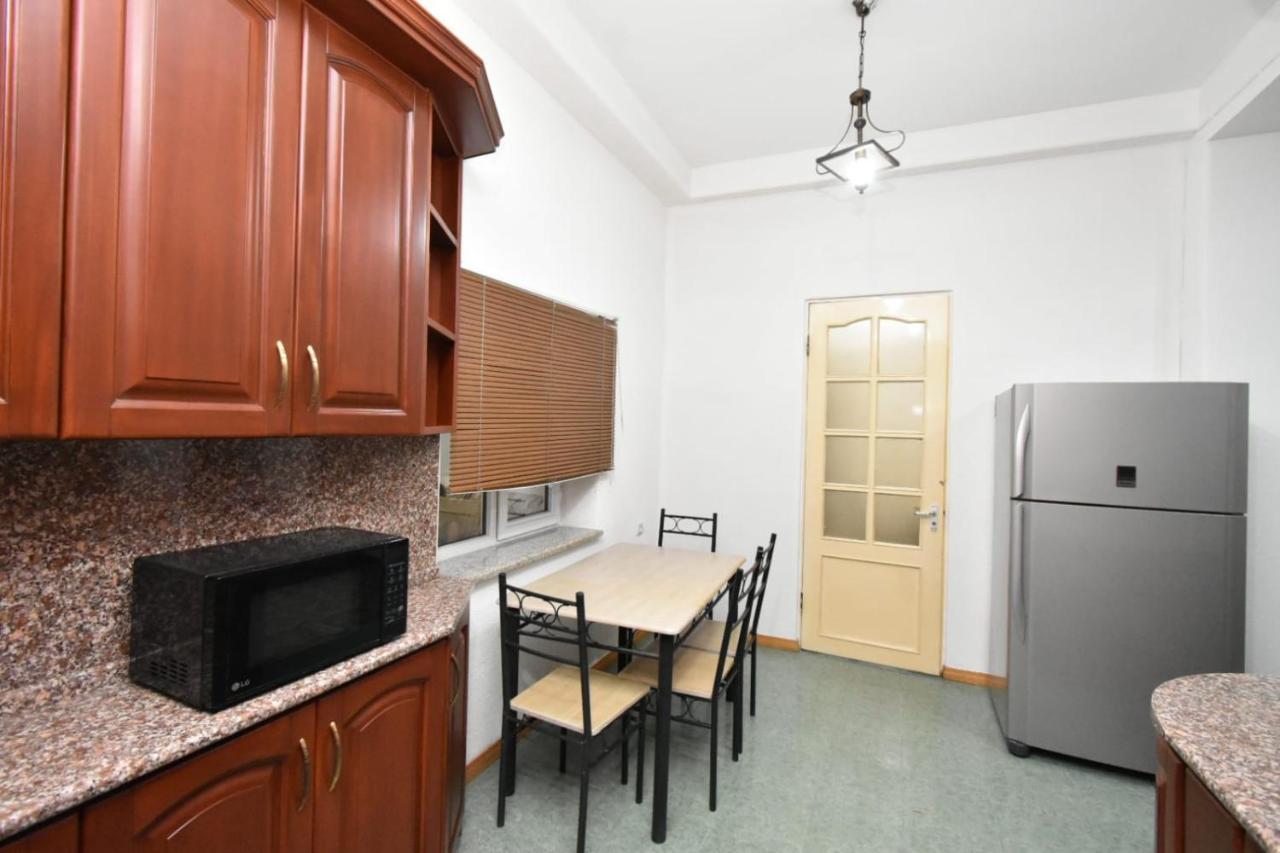 Guesthouses Opera Erivan Dış mekan fotoğraf