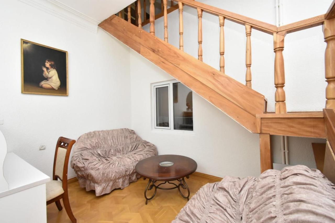 Guesthouses Opera Erivan Dış mekan fotoğraf