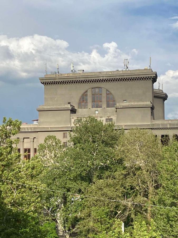 Guesthouses Opera Erivan Dış mekan fotoğraf